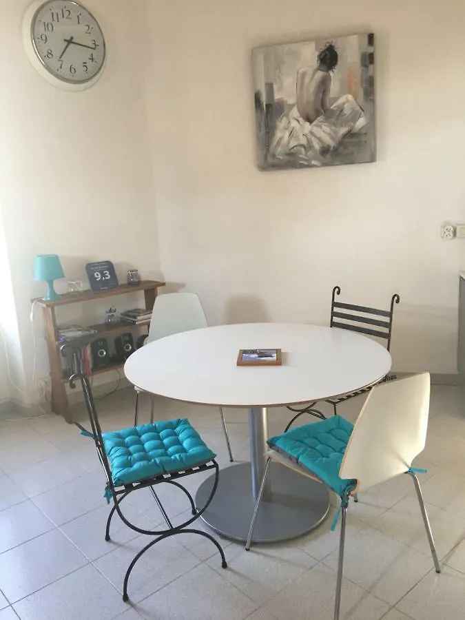 Les Gites De Granier Marseille Apartment