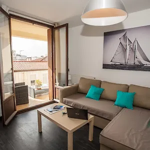 Apartment Renty Cote Parc Parking Inclus, Marseille